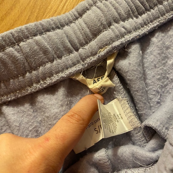 Purple sweat pants - Picture 2 of 2